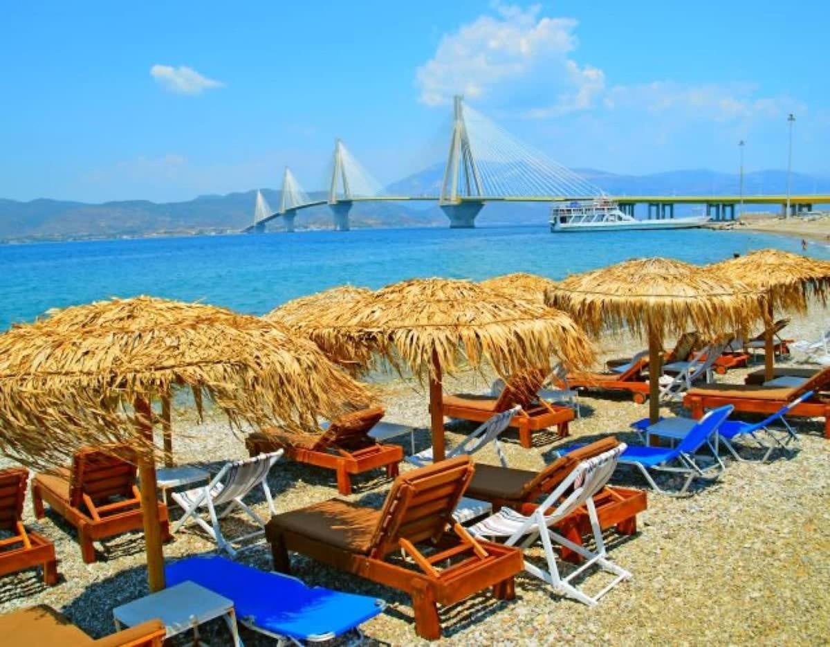Patras Cozy Nest In The Vibrant City Center Eksteriør bilde